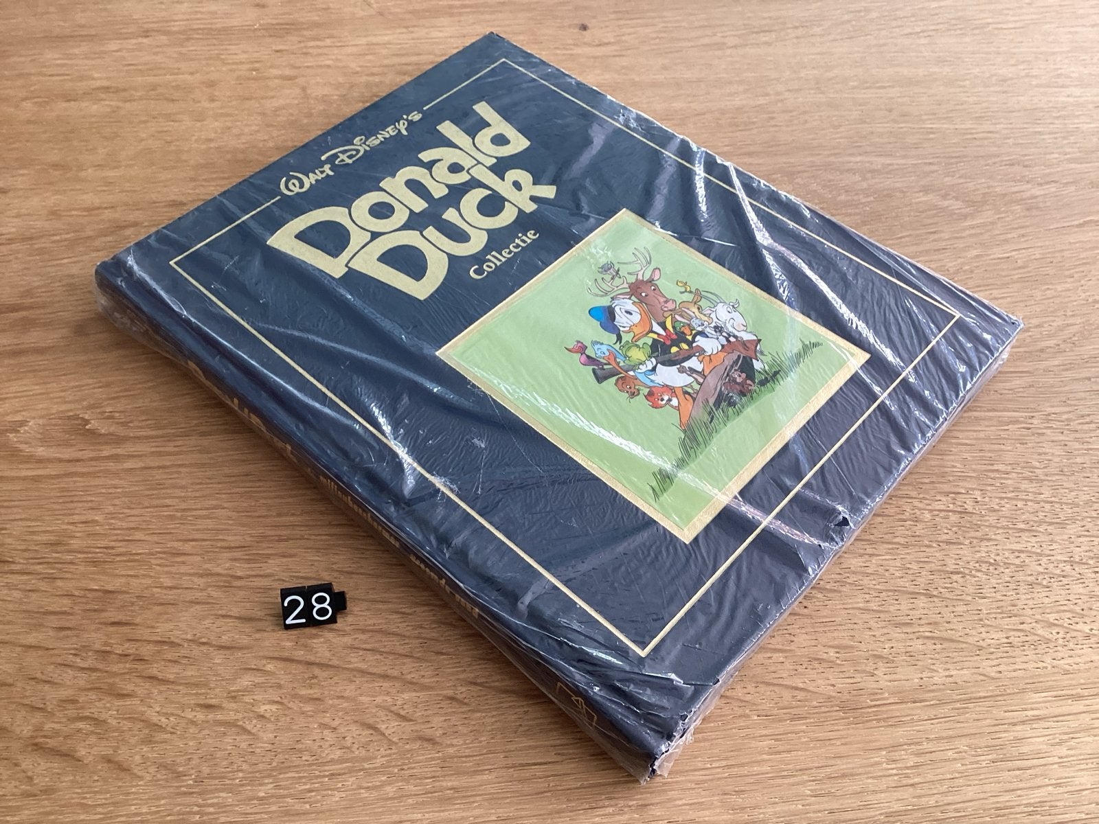 Donald Duck Collectie Lecturama Hardcover nr 28, Eén stripboek, Ophalen of Verzenden, Zo goed als nieuw
