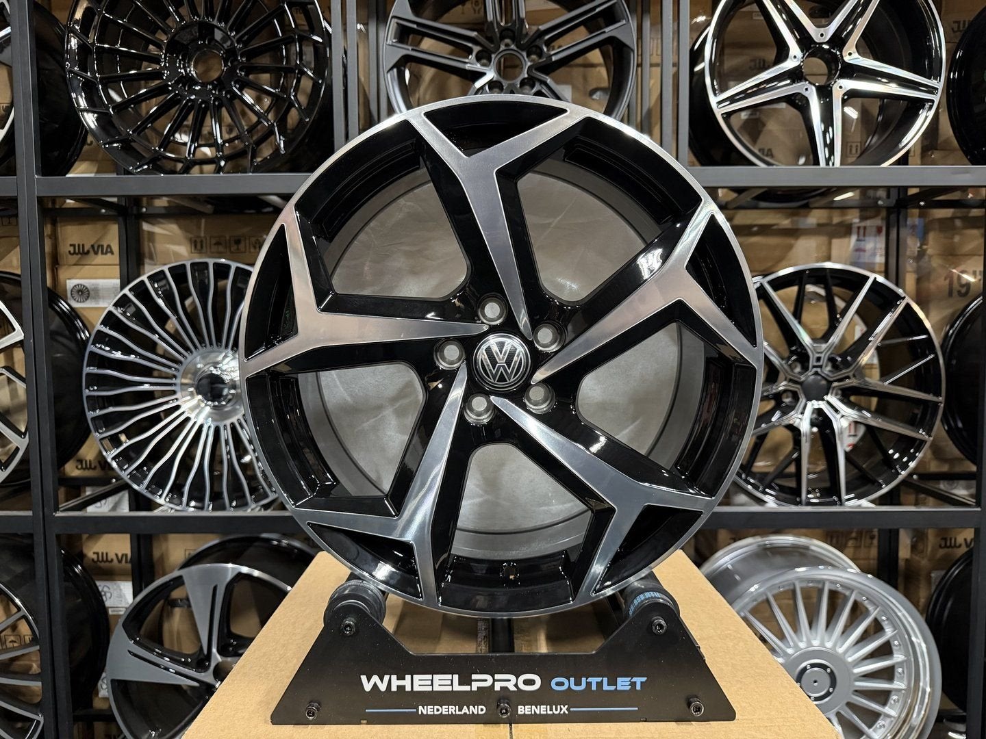 17 inch VW BONNEVILLE 5X100 Polo 6R 2G Seat Ibiza Audi A1, Auto-onderdelen, Banden en Velgen, Velg(en), -, -, Nieuw