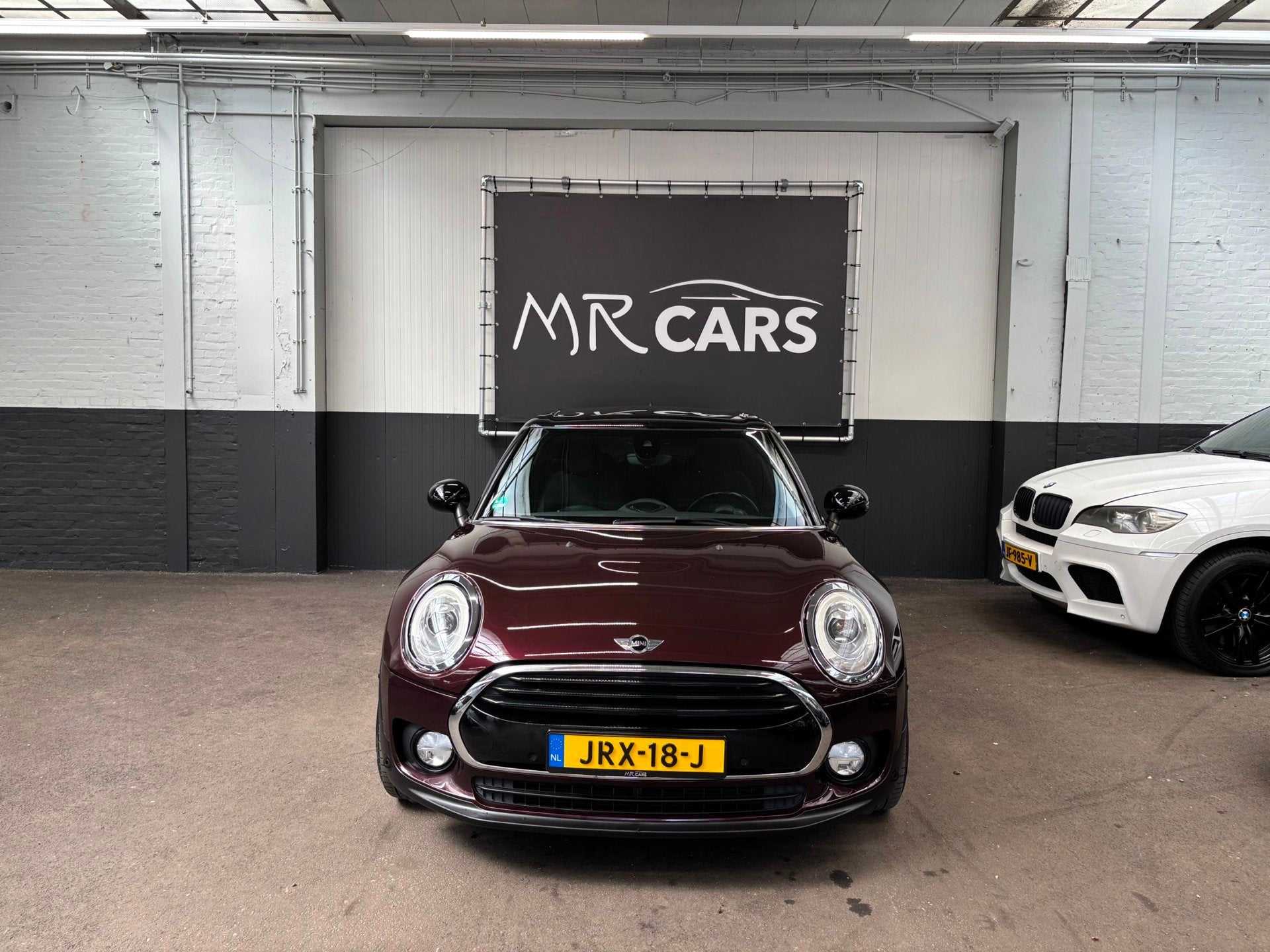 Mini Mini Clubman 1.5 Cooper Chili Serious Business Navi/Air, Voorwielaandrijving, 136 pk, Gebruikt, Leder en Stof