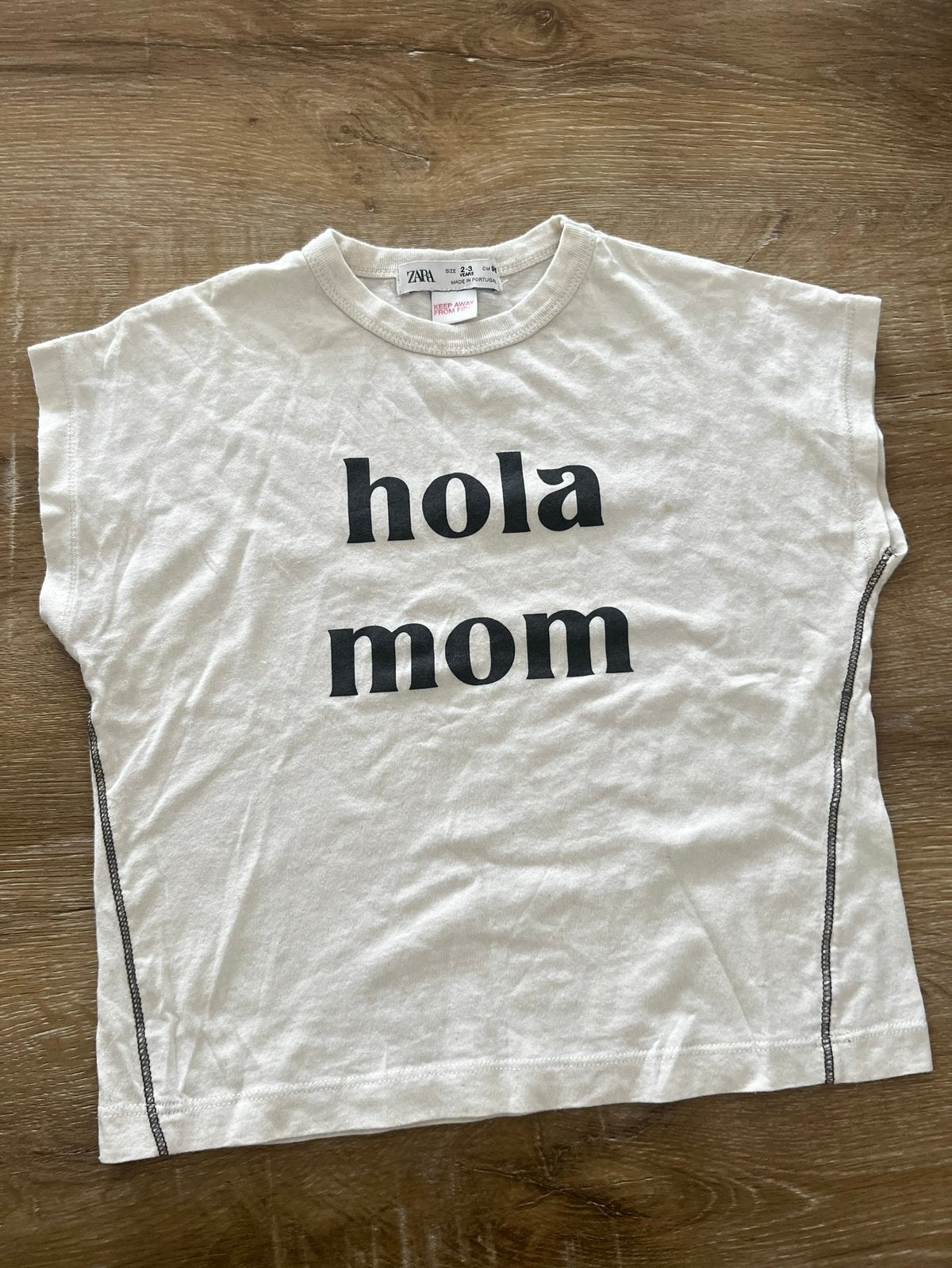 Zara tshirt tekst hola mom maat 98 kleur creme, Ophalen of Verzenden, Zo goed als nieuw