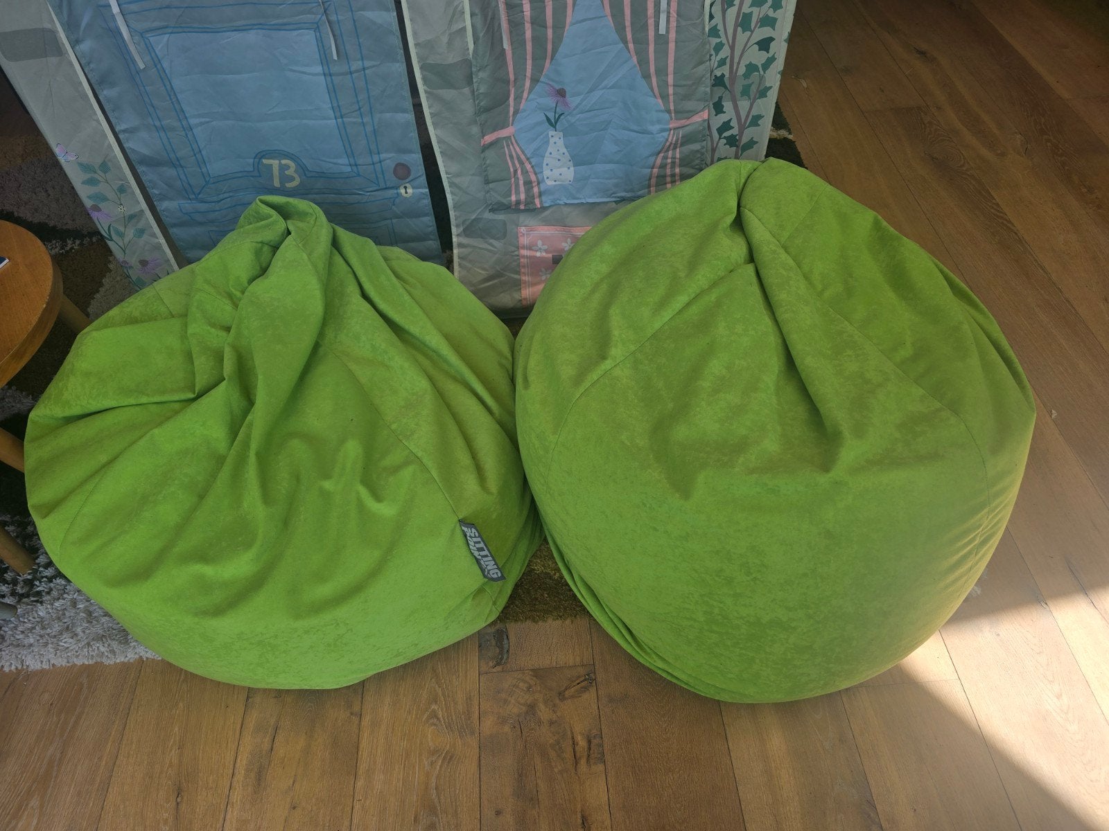 2 Zitzakken - zitting point, Huis en Inrichting, Zitzakken, Ophalen, Zo goed als nieuw, Groen, Zitzak