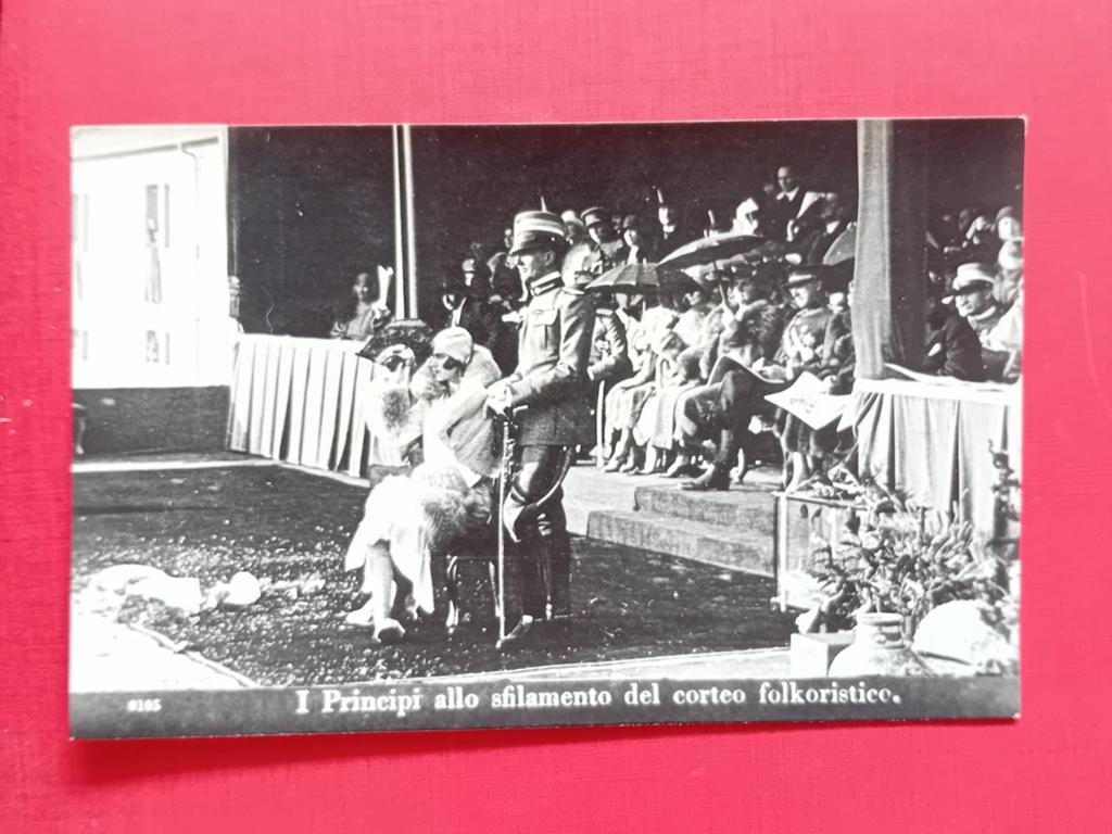 Ansichtkaart Koninklijk Paar Italië, Ophalen of Verzenden, Zo goed als nieuw, Kaart, Foto of Prent