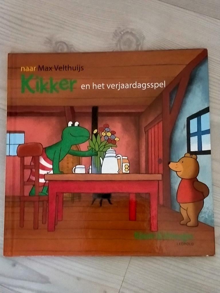 Boekje Kikker en het verjaardags spel max velthuijs, Boeken, Ophalen of Verzenden, Zo goed als nieuw, Fictie algemeen
