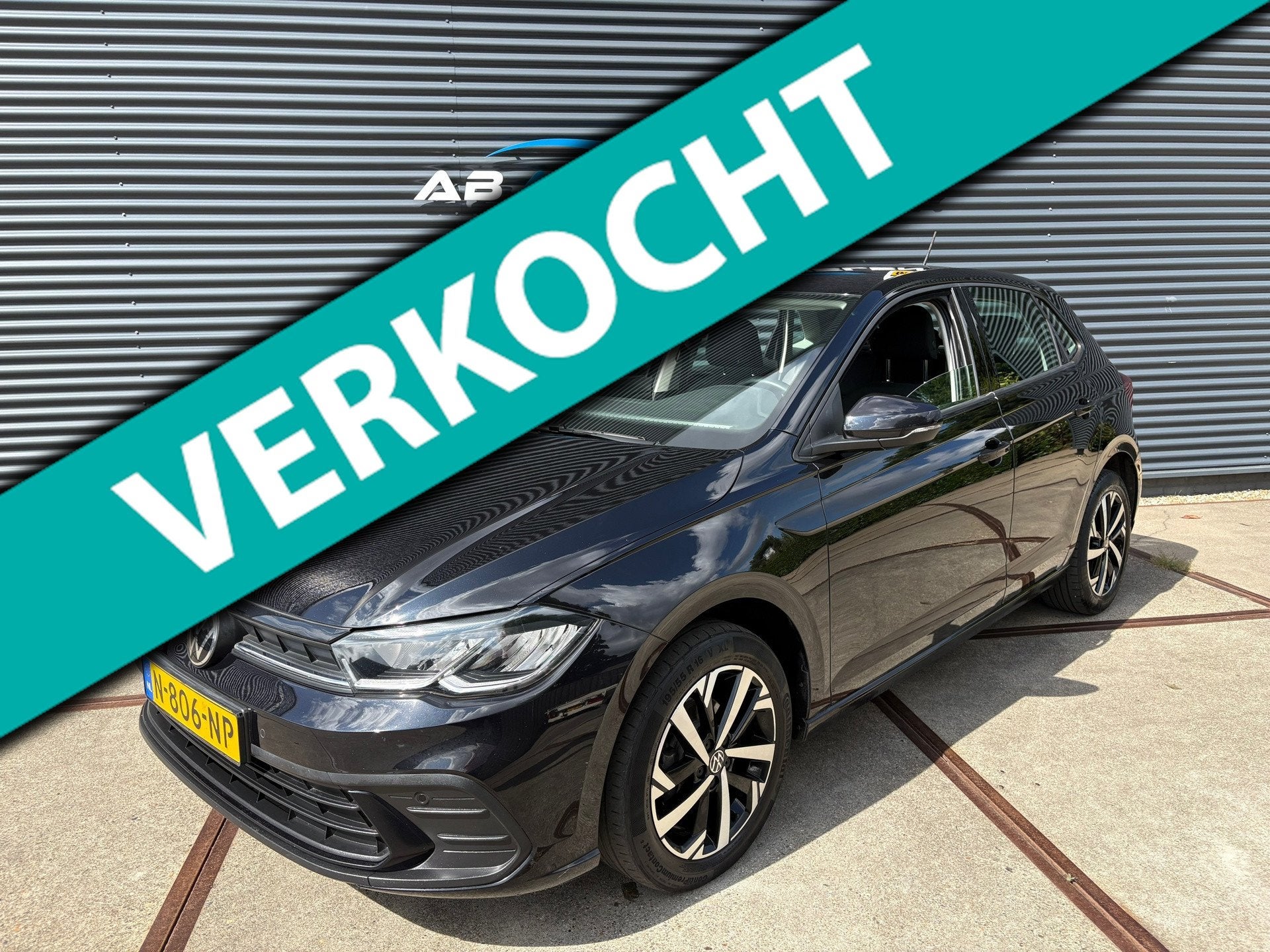 Volkswagen Polo 1.0 TSI Life LM VELGEN/ CARPLAY/ PARKEERSENS, Voorwielaandrijving, Dealer onderhouden, Gebruikt, Euro 6