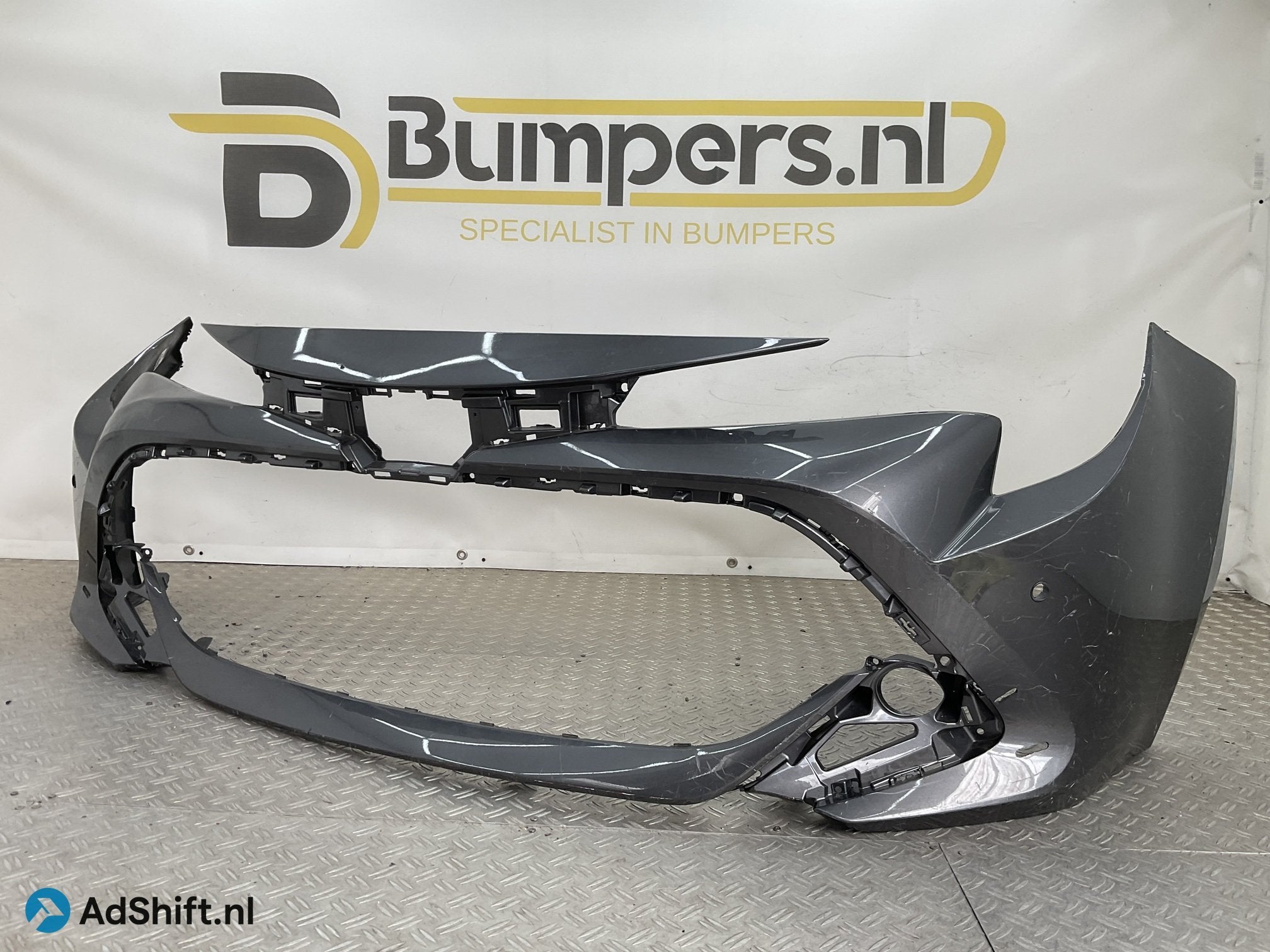 Bumper Toyota Corolla 2018-2024 52119-02P40 Voorbumper D4-23, Bumper