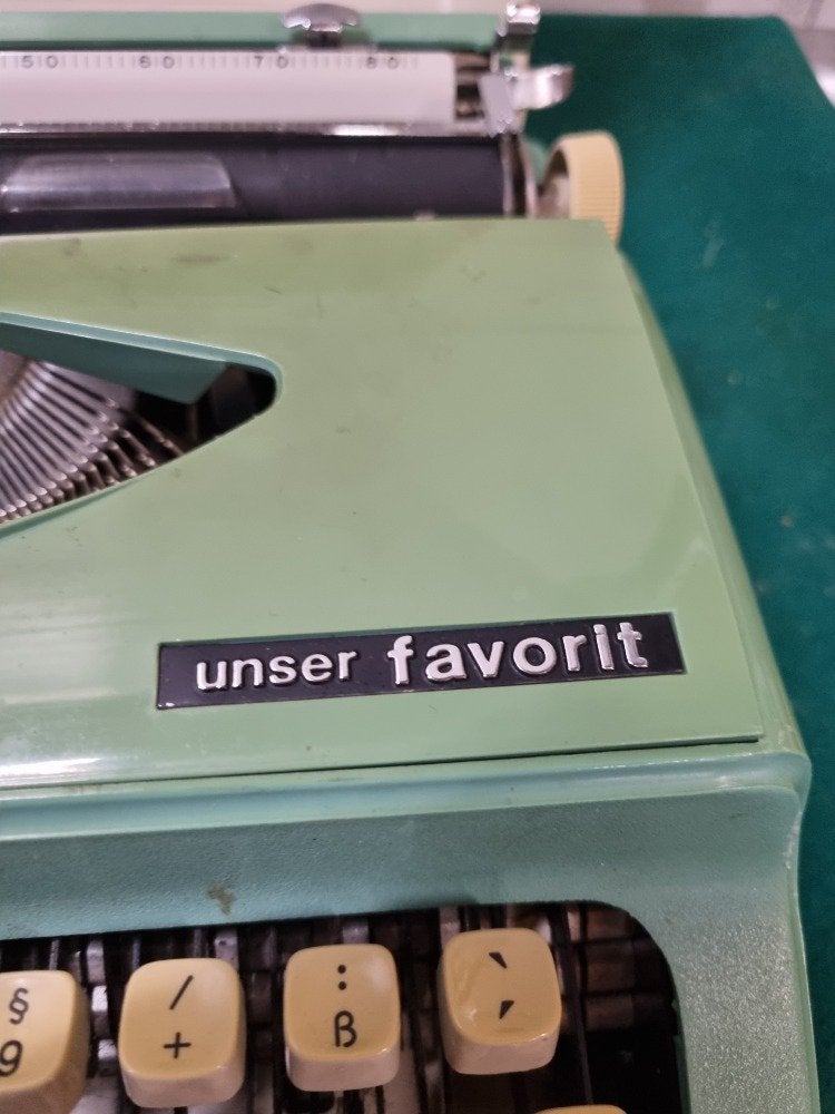 typemachine unser favorit rheinmatall, Ophalen of Verzenden, 'T Olde Gre-j, Info@toldegrej.nl, Endepoelstraat 20f Didam