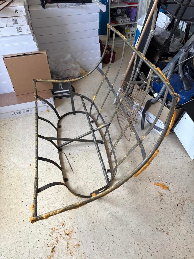 Gratis op te halen schrootmetaal - IJzeren frame, Doe-het-zelf en Verbouw, Metalen, Ophalen, Gebruikt, IJzer