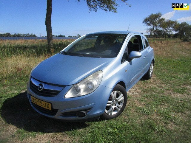 Opel Corsa 1.4-16V Enjoy, Nw apk, Voorwielaandrijving, Gebruikt, 4 cilinders, Blauw