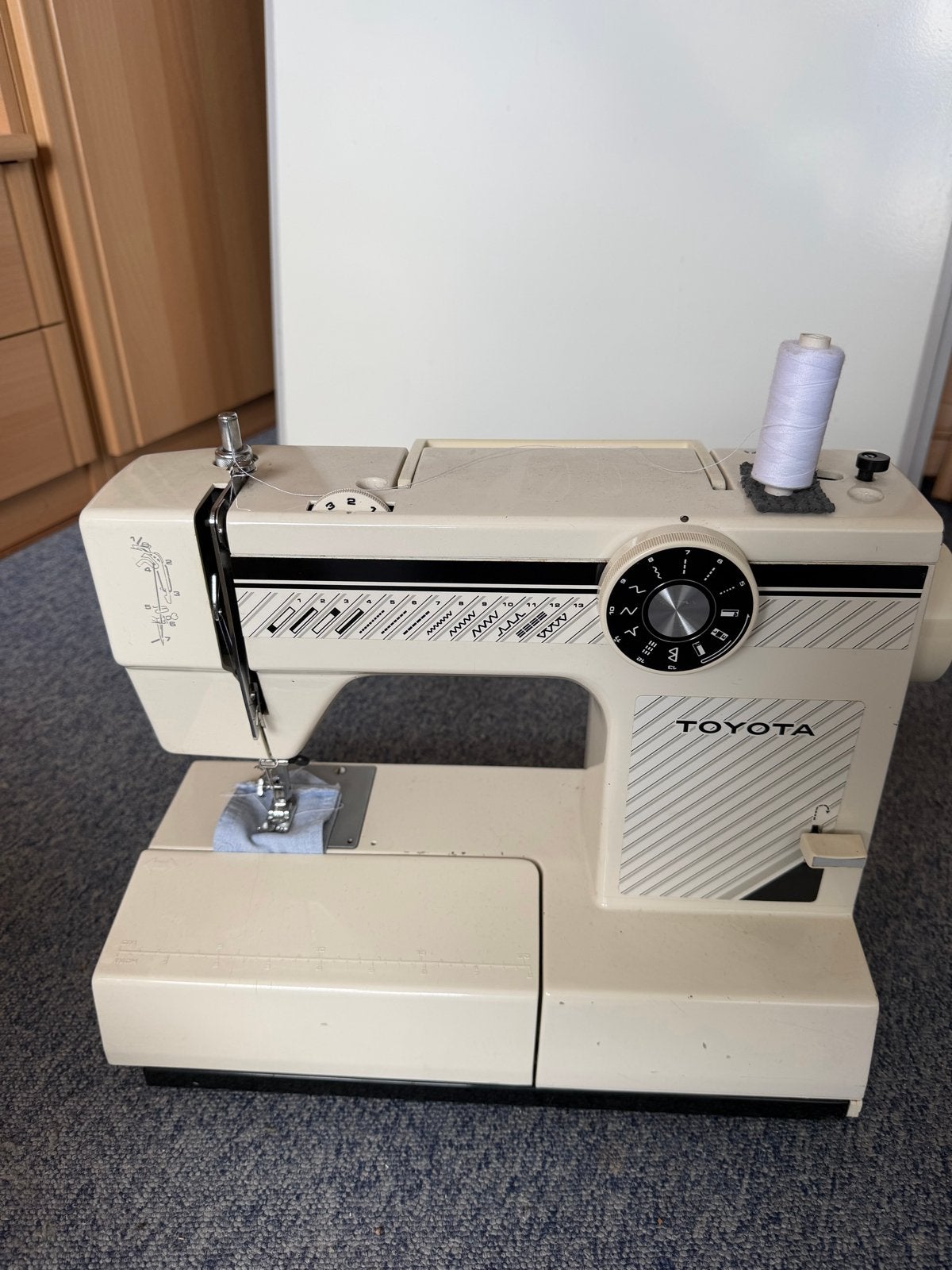 Toyota Naaimachine -, Ophalen, Gebruikt, Naaimachine