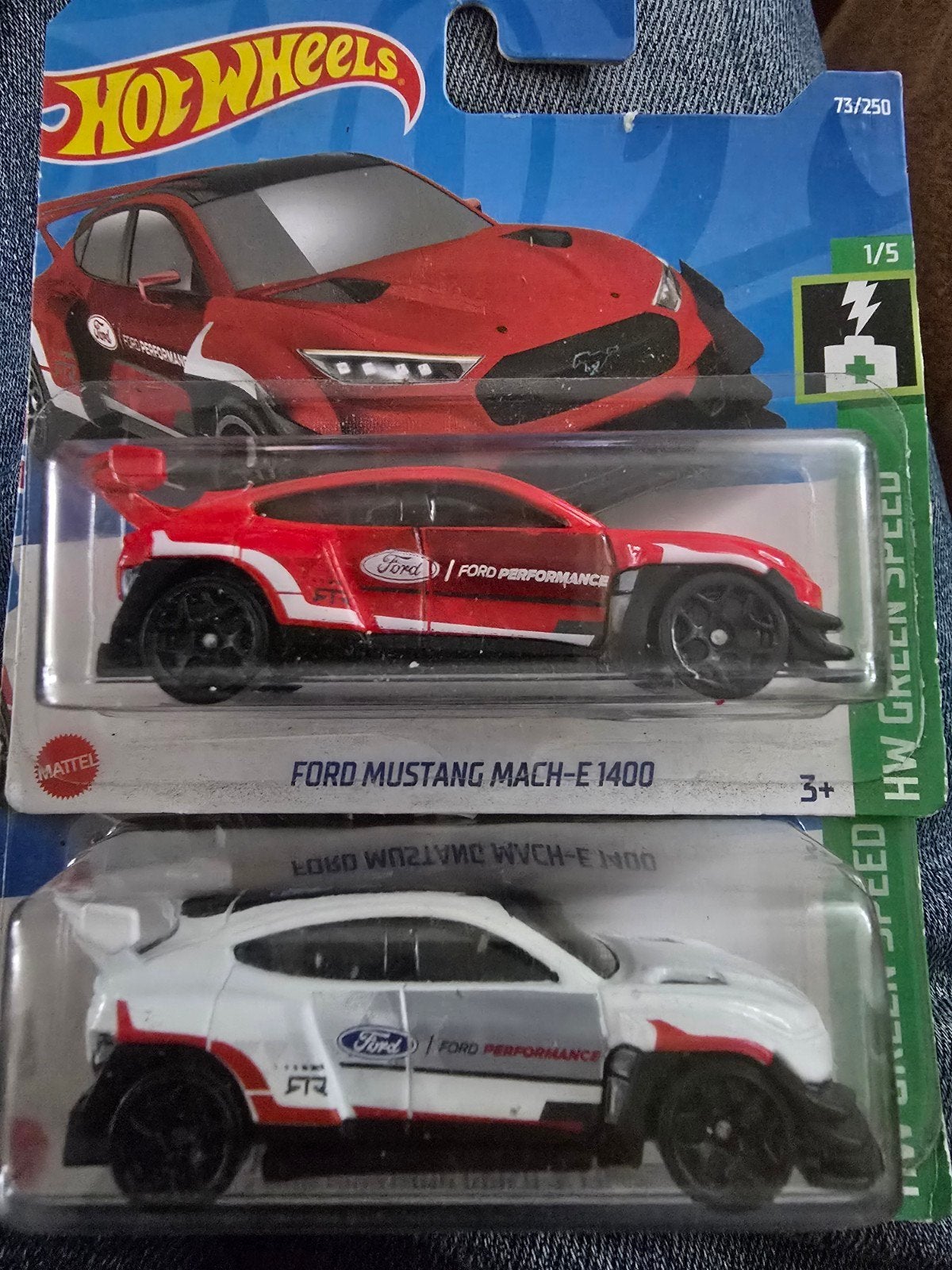 Hot Wheels Ford Mustang Mach-E 1400 (Wit & Rood), Ophalen of Verzenden, Nieuw, Auto