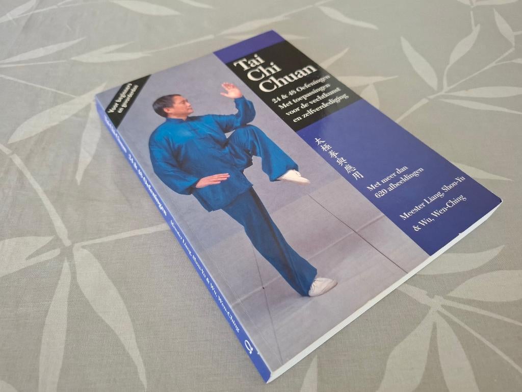 TAI CHI CHUAN 24 & 48 Oefeningen - Meester LIANG, Gelezen, Vechtsport, Ophalen of Verzenden, Meester Liang