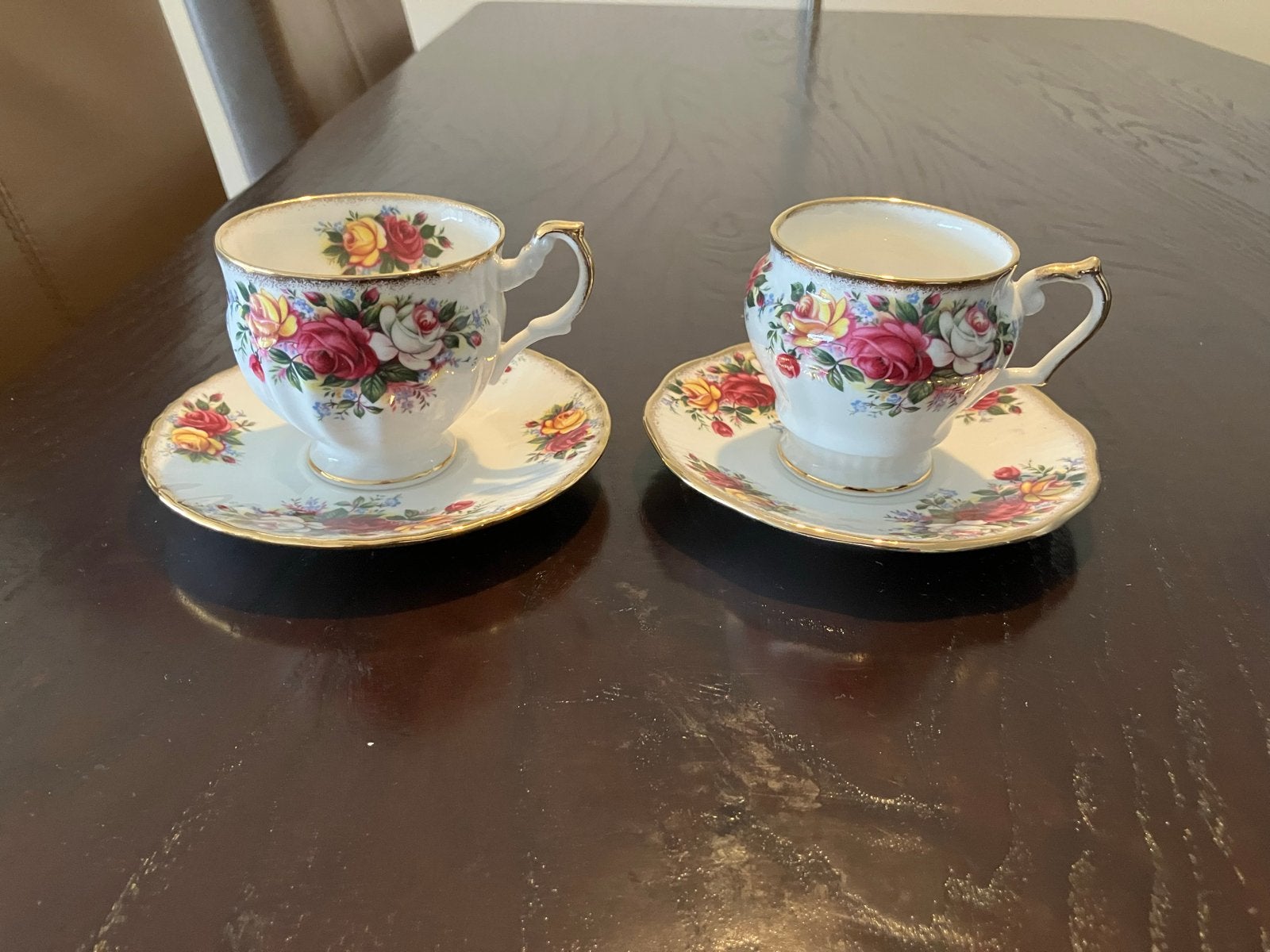 Queens Fine Bone China kop en schotel set - 2 stuks, Ophalen