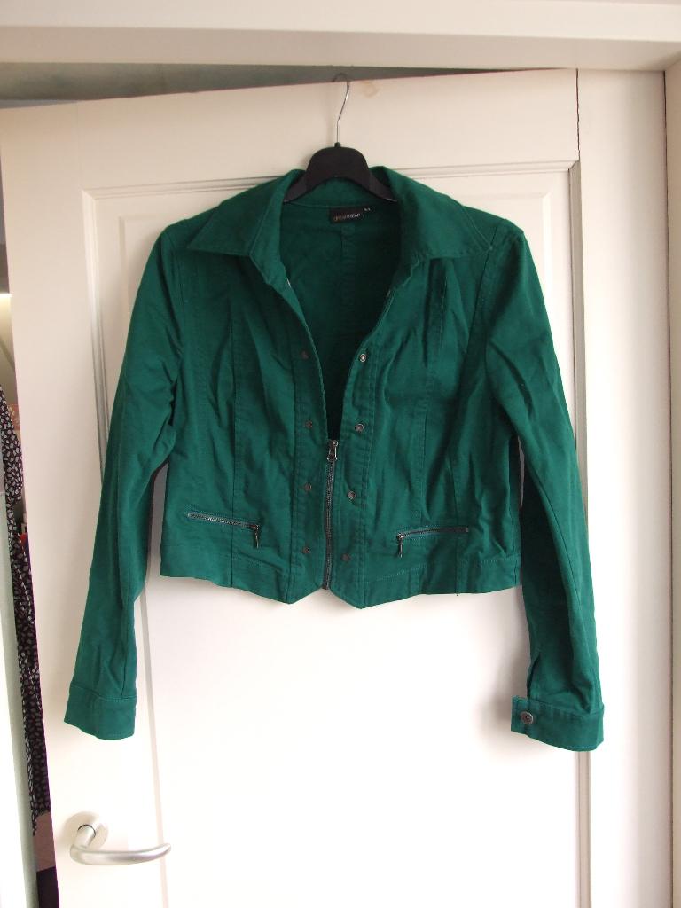 Dreamstar nieuw flessengroen jackje maat 44, Kleding | Dames, Dreamstar, Maat 42/44 (L), Nieuw, Ophalen of Verzenden
