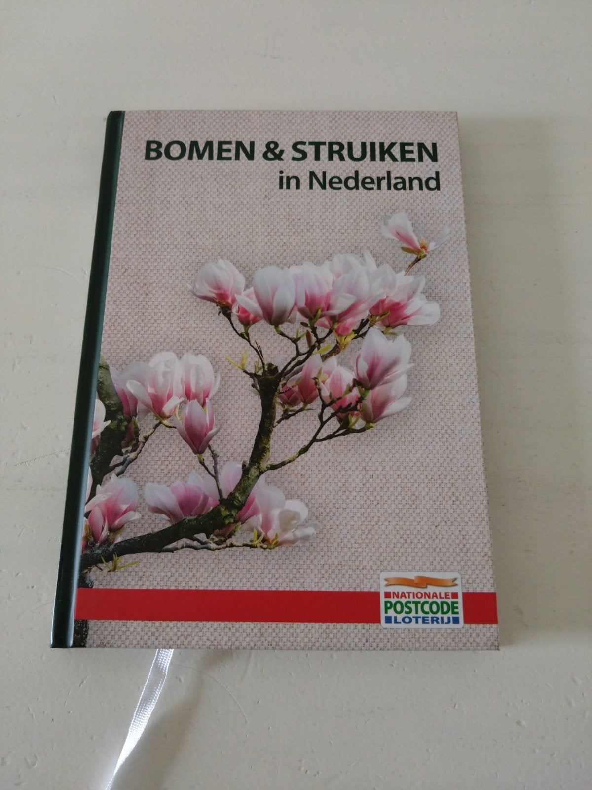 Bomen & Struiken in Nederland - Nationale Postcode Loterij, Ophalen of Verzenden, Zo goed als nieuw, Bloemen, Planten en Bomen