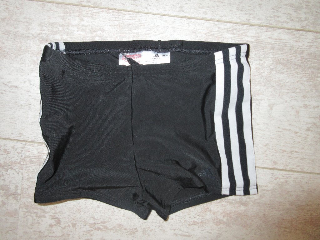 Zwembroekje maat 140, merk Adidas, Kinderen en Baby's, Kinderkleding | Maat 140, Adidas, Sport- of Zwemkleding, Ophalen of Verzenden
