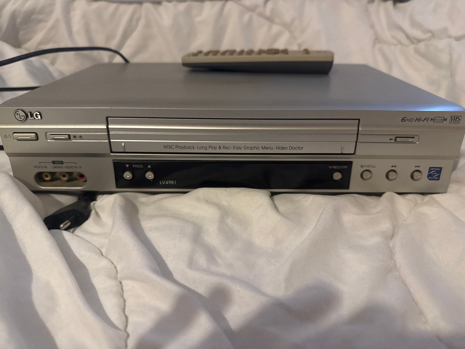 LG LV4981 VHS-speler met afstandsbediening - Getest en werke, Ophalen of Verzenden, Gebruikt, VHS-speler of -recorder