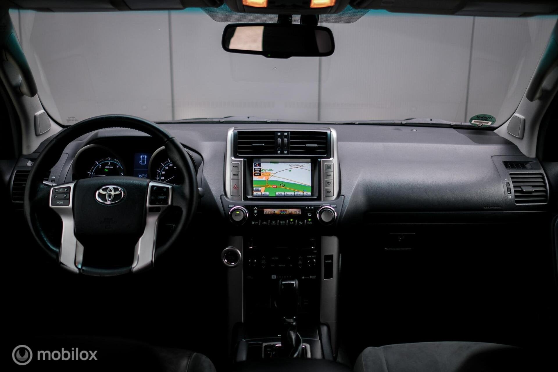Toyota LandCruiser 3.0 D-4D-F LX | 5 persoons | Dealer onder, Auto's, Stof, Gebruikt, Zwart, Diesel