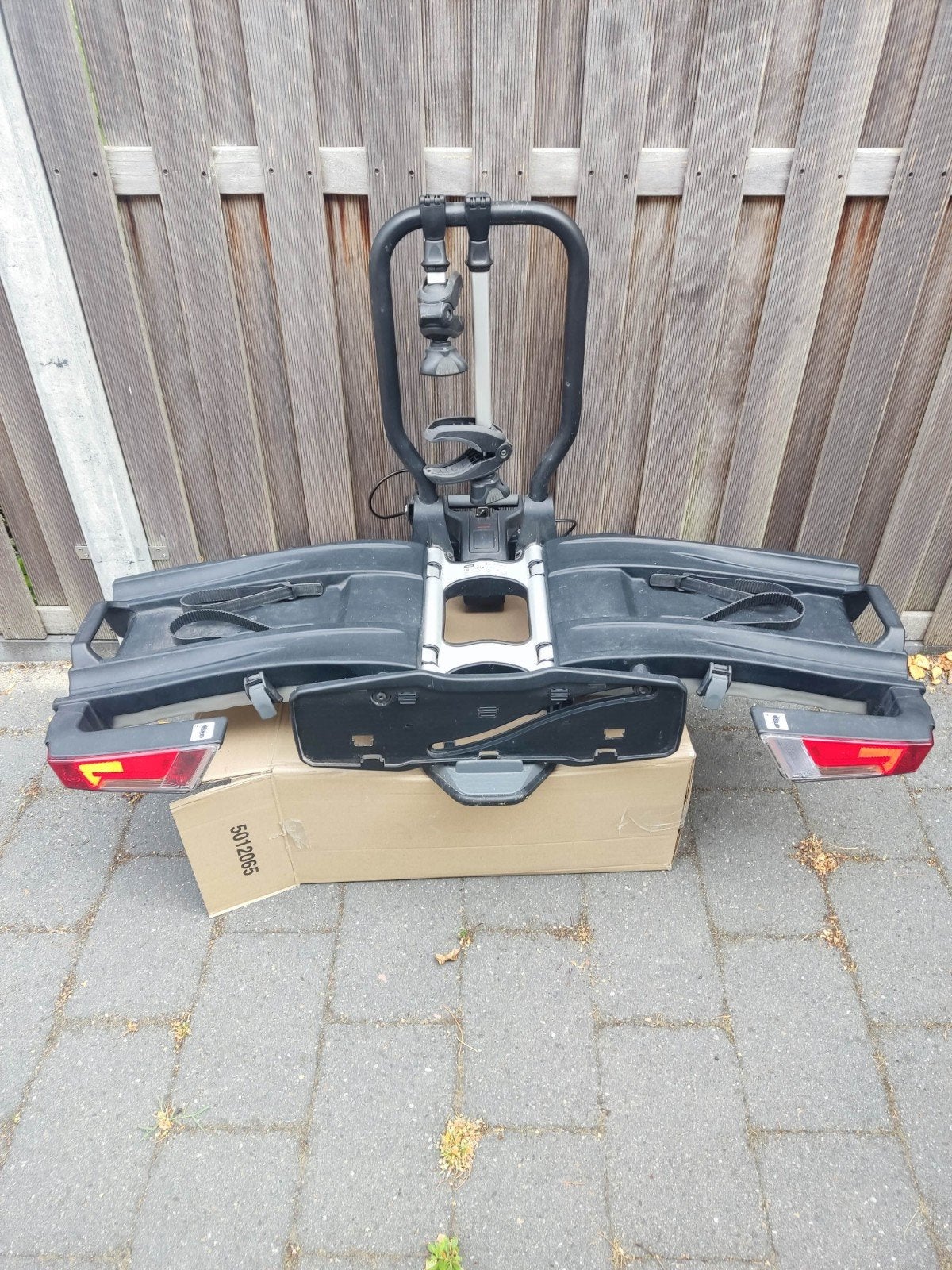 Thule EasyFold XT (933) 2bike FIX4BIKE 13pin, Ophalen, Zo goed als nieuw, 2 fietsen, Trekhaakdrager