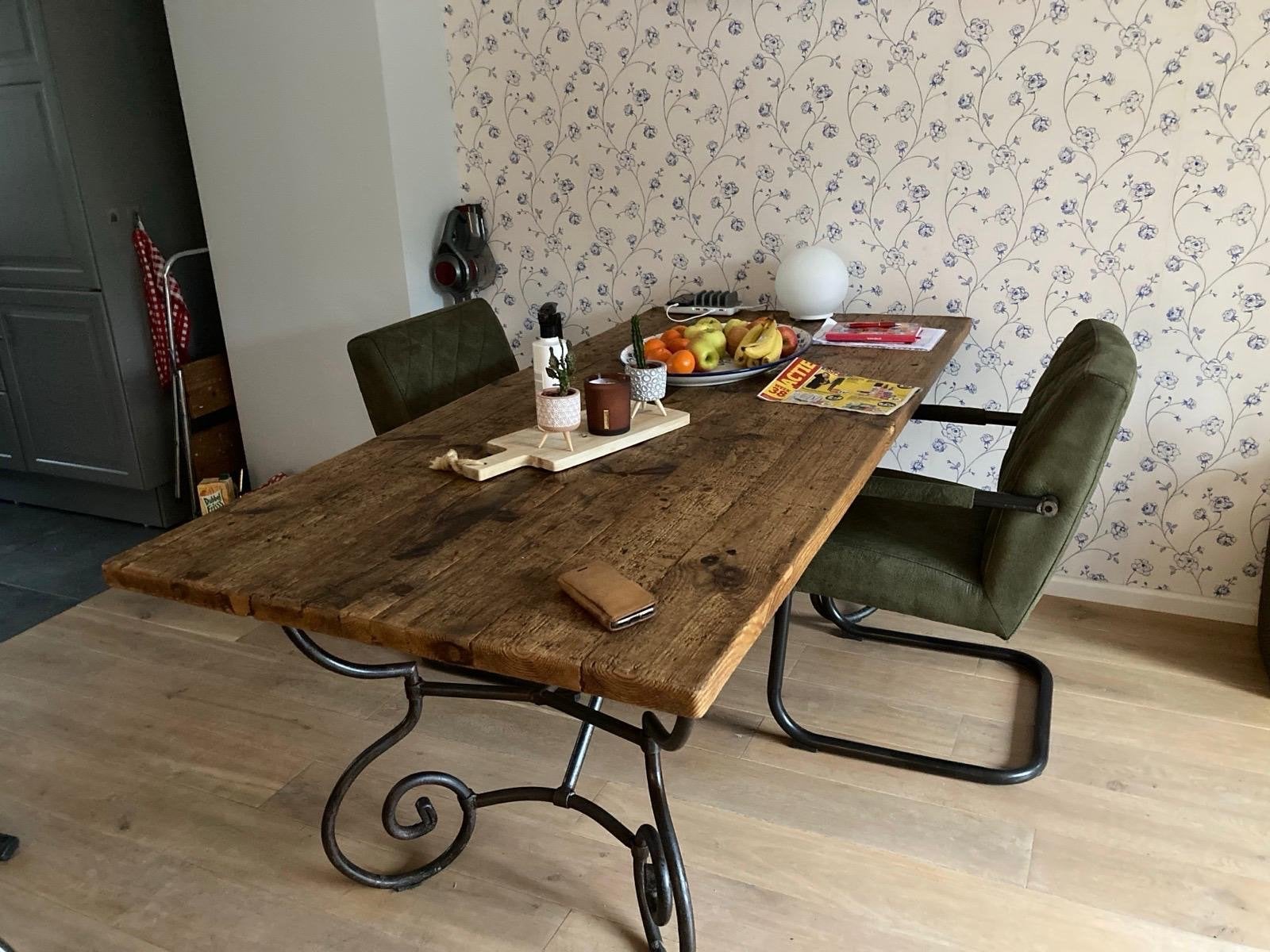Antieke Bakkerstafel met Robuust Blad en IJzeren Onderstel, Antiek en Kunst, Ophalen