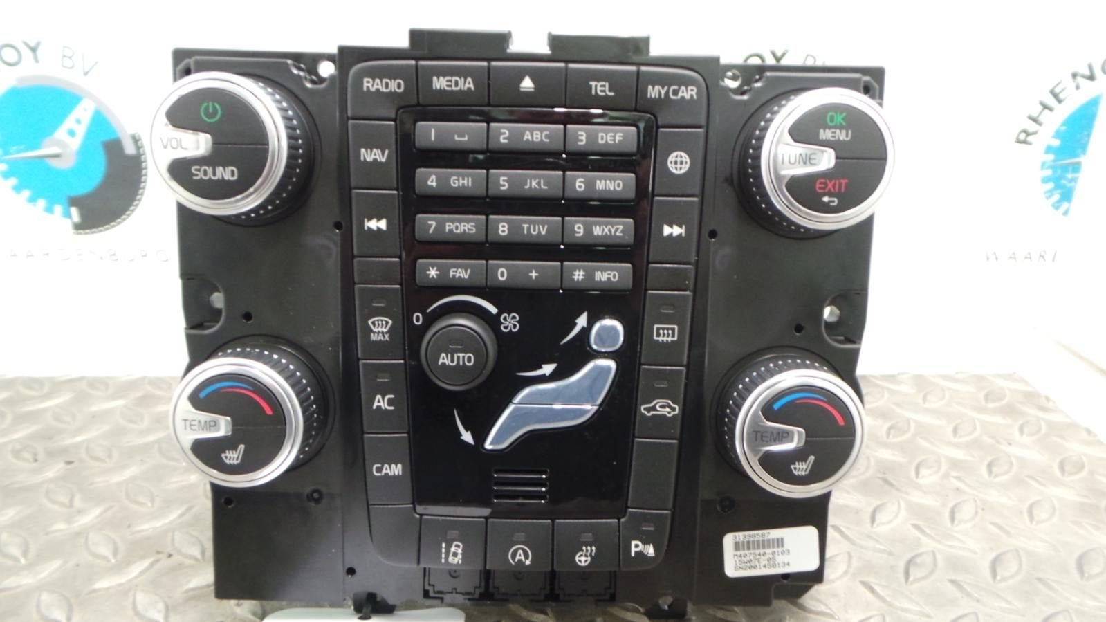 VOLVO V70 SE LUX D5 KACHEL BEDIENINGSPANEEL 31398587 2015, Ophalen of Verzenden, Gebruikt, Stiba lid
