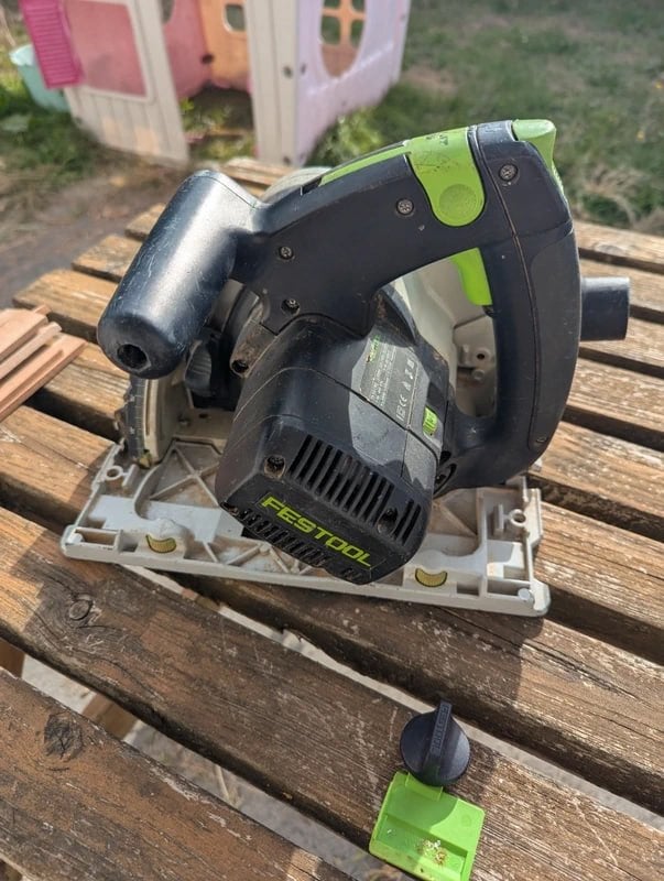Festool TS 55 REBQ-Plus invalzaag met rail en 2 bladen, Gebruikt, Invalzaag, Ophalen of Verzenden, 30 tot 70 mm