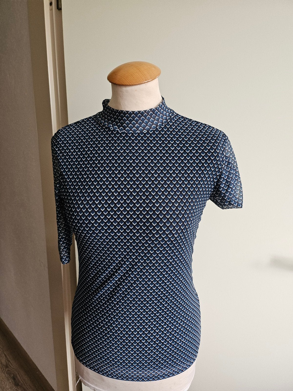 Zero top, Kleding | Dames, T-shirts, Zo goed als nieuw, Maat 36 (S), Blauw, Korte mouw, Ophalen of Verzenden