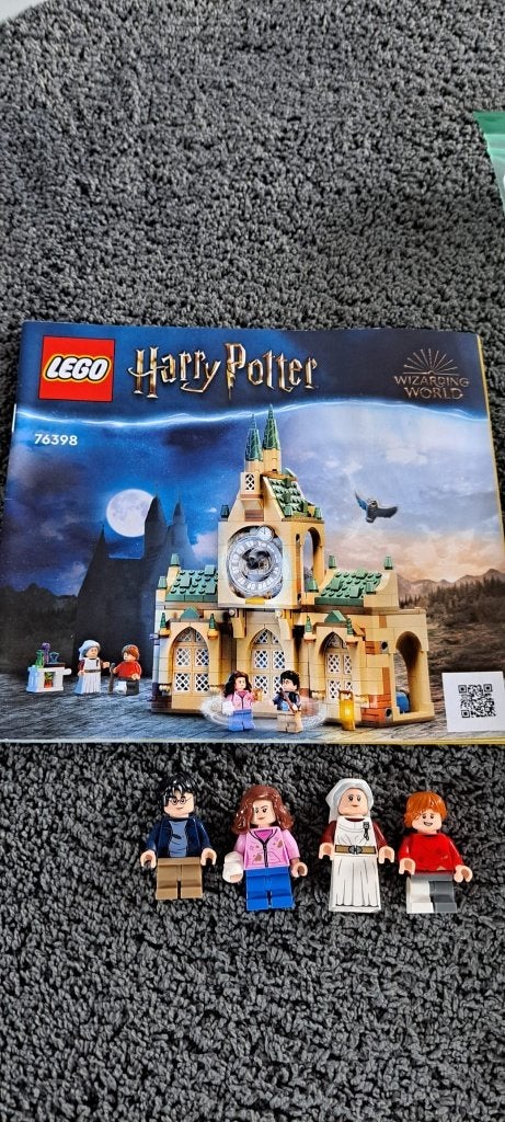 Lego 76398 Harry Potter Zweinstein ziekenhuisvleugel, Compleet, Lego, Harry Potter, Ophalen of Verzenden