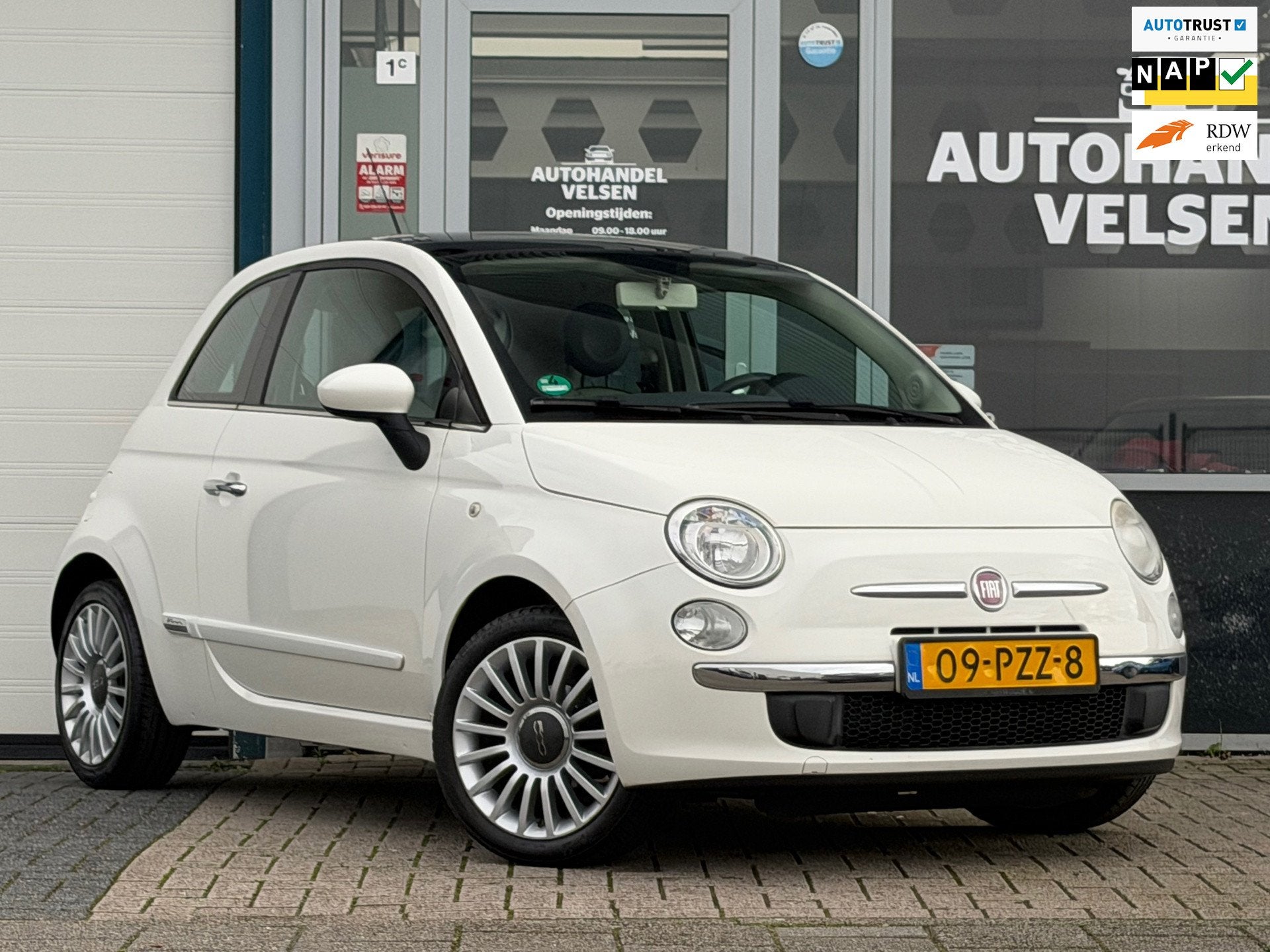 Fiat 500 1.2 Lounge Automaat Airco Pano, Euro 5, Gebruikt, 1242 cc, 4 cilinders