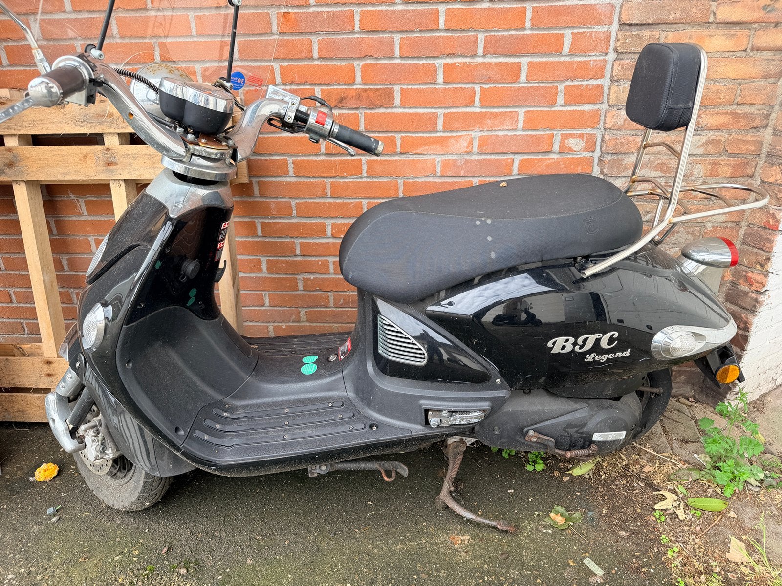 BTC Legend Scooter gratis af te halen, Fietsen en Brommers, Gebruikt, Benzine, Ophalen, Overige merken