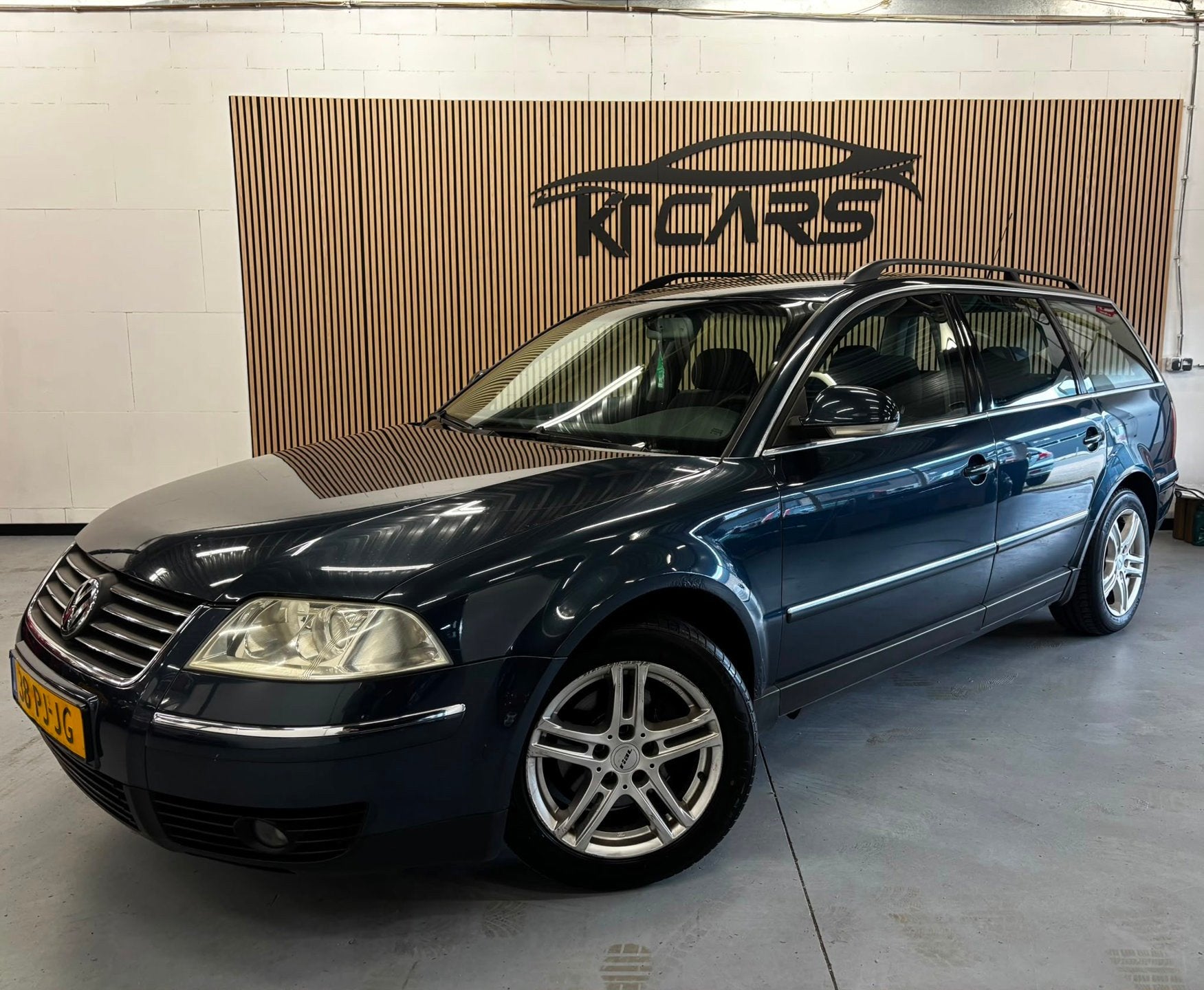 Volkswagen Passat Variant 2.0-20V Turijn | Nieuwe Koppeling, Gebruikt, 4 cilinders, 1984 cc, Blauw