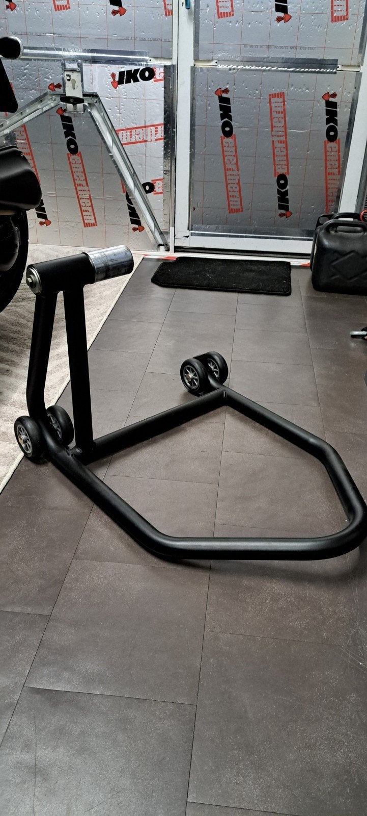Zeer degelijke MONO paddockstand met pen voor BMW (motor bok, Motoren, Ophalen