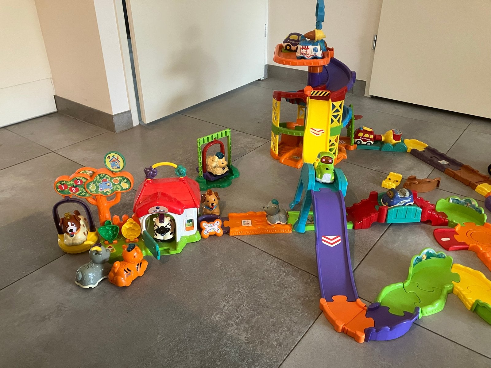 Grote VTech Toet Toet Auto's en Zoef Zoef Dieren set, Ophalen of Verzenden, Gebruikt
