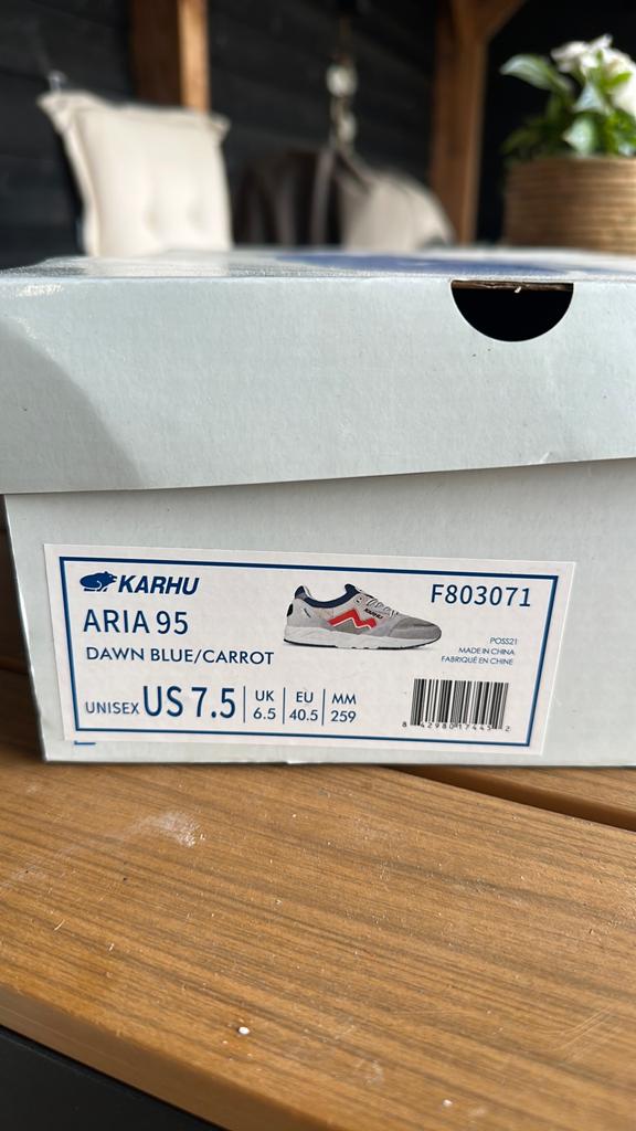 Karhu aria 95, Ophalen of Verzenden, Nieuw, Schoenen