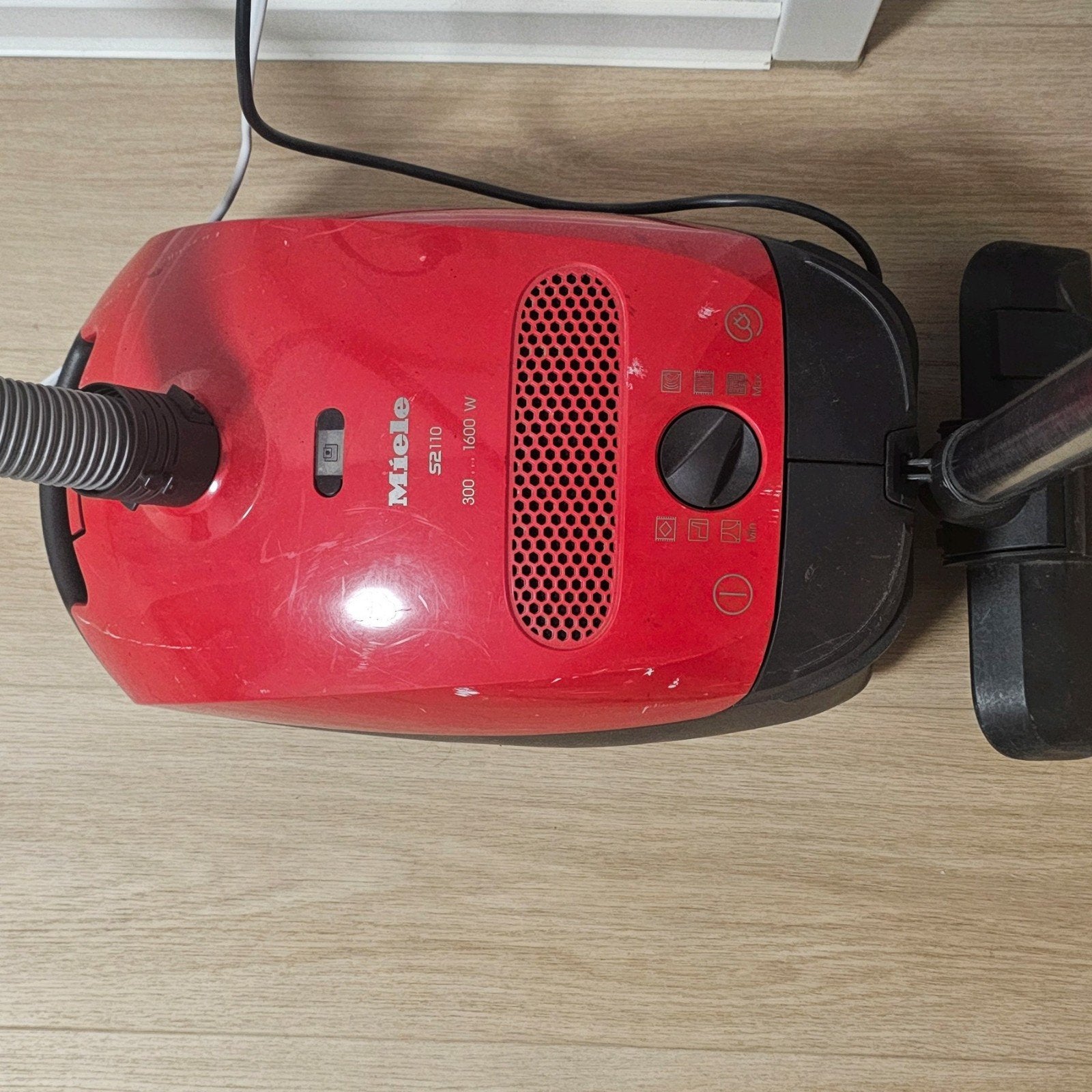 Miele S2110 stofzuiger - Uitstekende staat, Witgoed en Apparatuur, Stofzuigers, Stofzak, Ophalen of Verzenden, Zo goed als nieuw