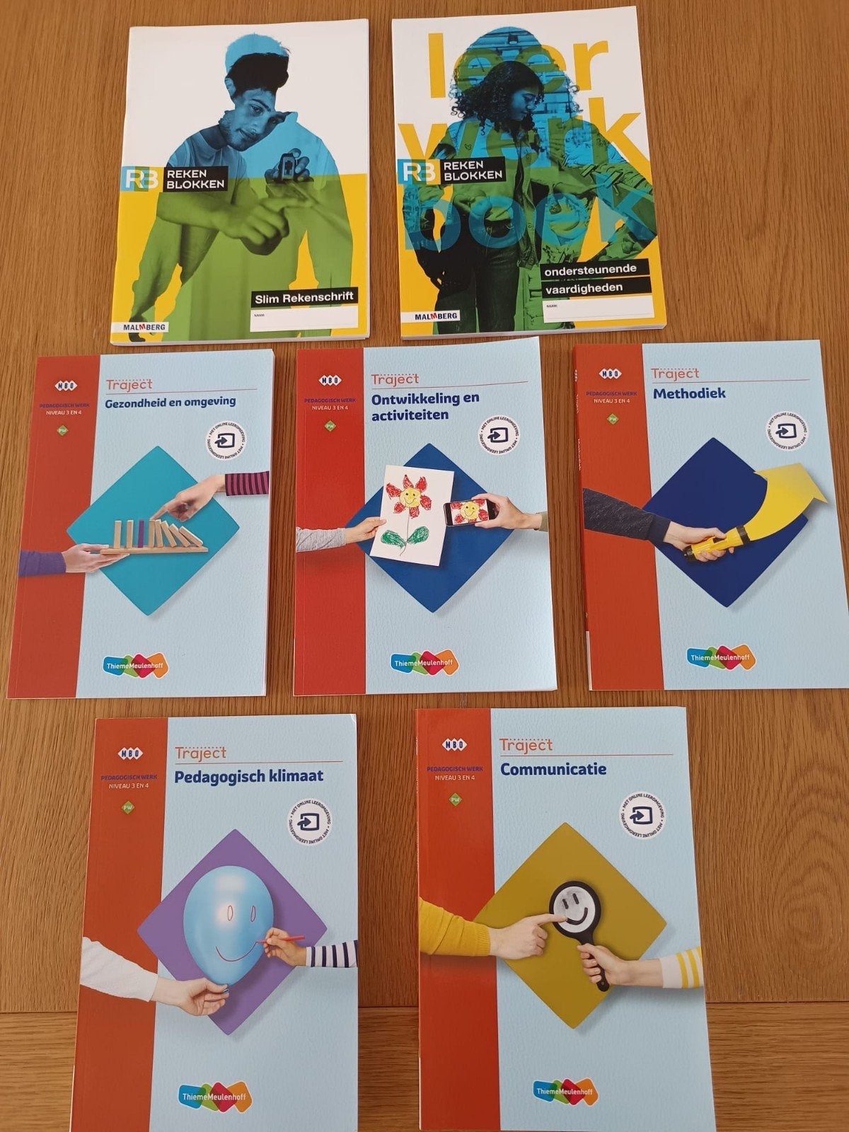 schoolboeken 1e leerjaar pedagogisch, Boeken, Ophalen of Verzenden, Zo goed als nieuw, Overige niveaus, Overige vakken