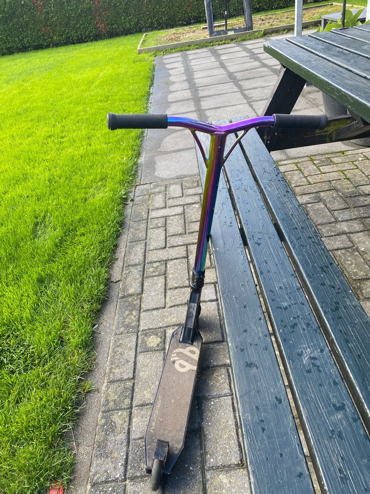 Niedam Stuntstep met Regenboog Kleur en Goede Wielen, Fietsen en Brommers, Ophalen, Gebruikt, Gewone step