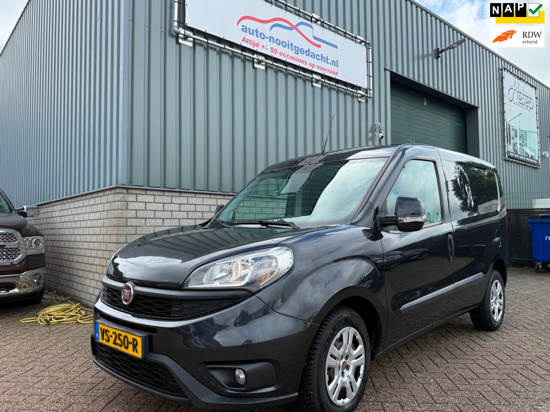 Fiat Doblò Cargo 1.6 MJ L1H1, Voorwielaandrijving, Euro 5, Stof, Gebruikt