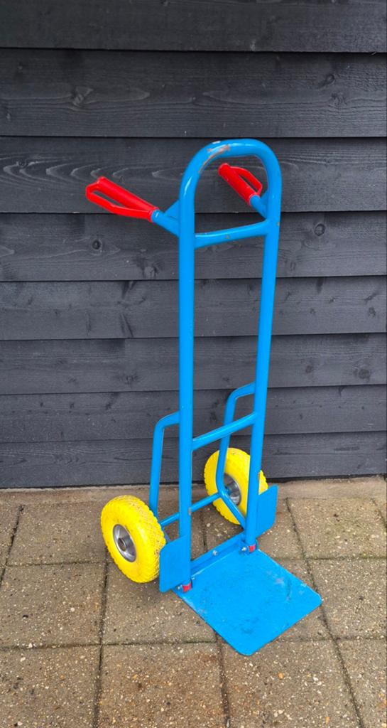 Professionele steekwagen transportwagen bezorgwagen

Steekwa, Ophalen, Steekwagen