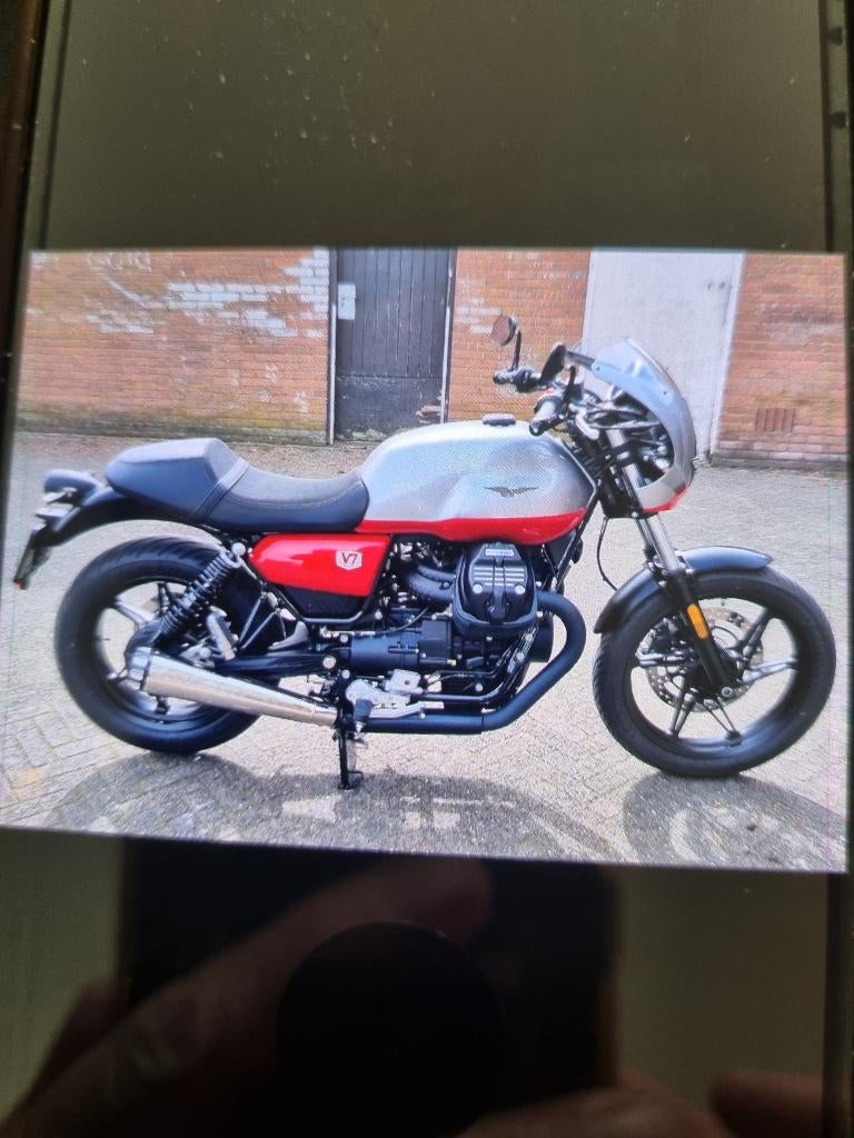 Moto Guzzi V7 Corsa, Motoren, 2 cilinders, Nieuw, Motorrijbewijs A, Meer dan 35 kW