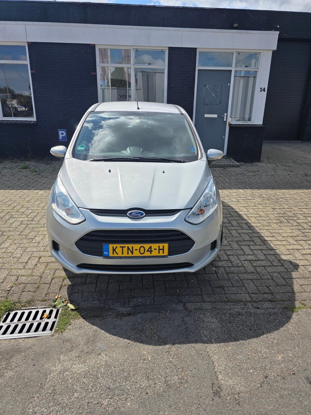 Ford 2013 Grijs, 750 kg, 635 kg, 100 pk, Particulier