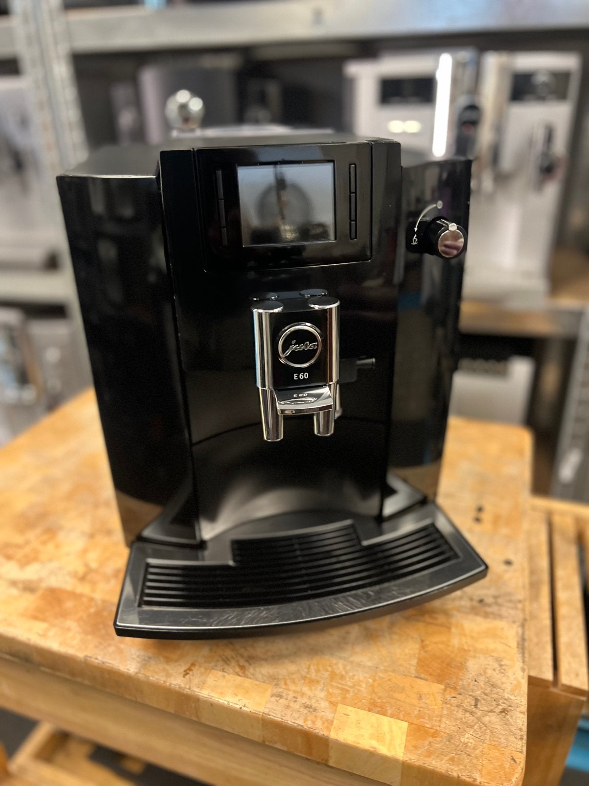 Jura E60 Piano Black, 10 kopjes of meer, Koffiemachine, Ophalen of Verzenden, Zo goed als nieuw