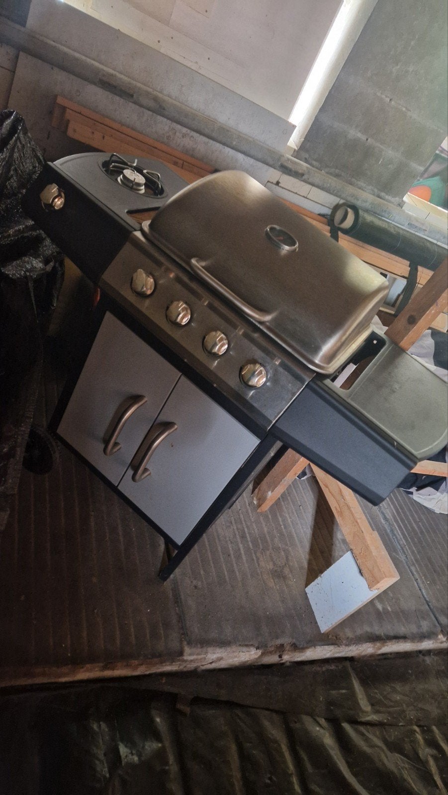 Nette gas barbecue, Ophalen, Zo goed als nieuw
