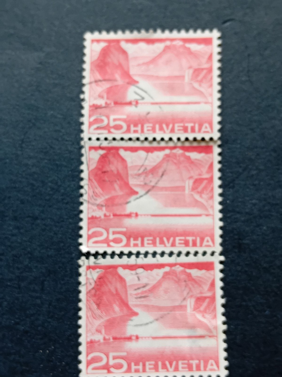 Zwitserse postzegels 25 Helvetia (3 stuks), Ophalen of Verzenden