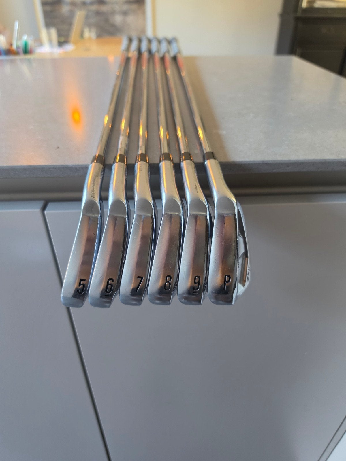 Srixon ZXi7 Golf IJzerset (5-P) - Zo goed als nieuw, Sport en Fitness, Ophalen of Verzenden, Zo goed als nieuw, Set, Overige merken