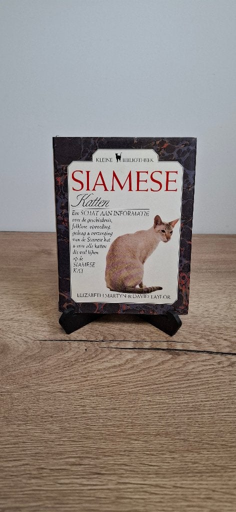 Boekje: Siamese Katten - E. Martyn & D. Taylor (Hardcover), Ophalen of Verzenden, Gelezen, Katten, Elizabeth Martyn en David Taylor