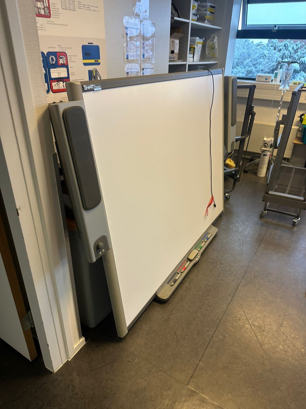 Smartboard met Optoma DLP-projector en accessoires, Ophalen, Gebruikt, DLP, Overige resoluties