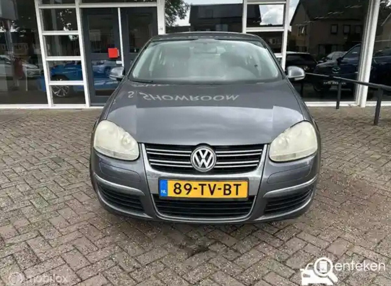 VW Jetta 1.6 FSI - NAP ✅ - APK 07-2027 |, Auto's, Voorwielaandrijving, Stof, 4 cilinders, 1246 kg