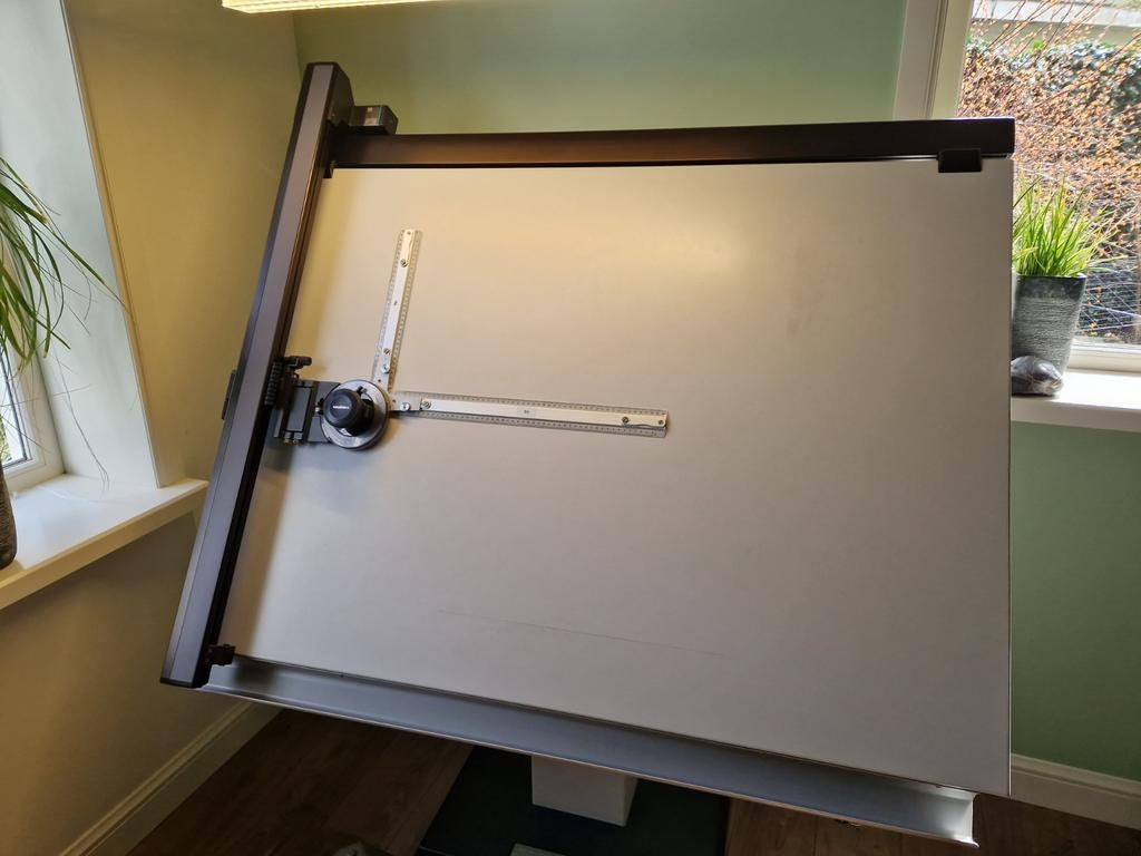 Tekentafel mutoh TG-100 (in hoogte verstelbaar), Ophalen, Gebruikt, 130 tot 150 cm