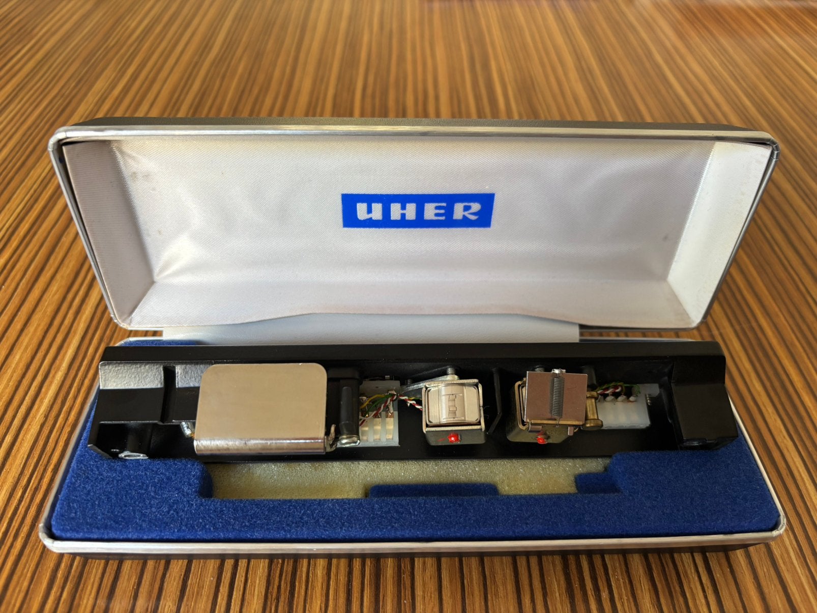 Te koop : nieuwe koppenset voor Uher bandrecorder, Ophalen, Defecte bandrecorder