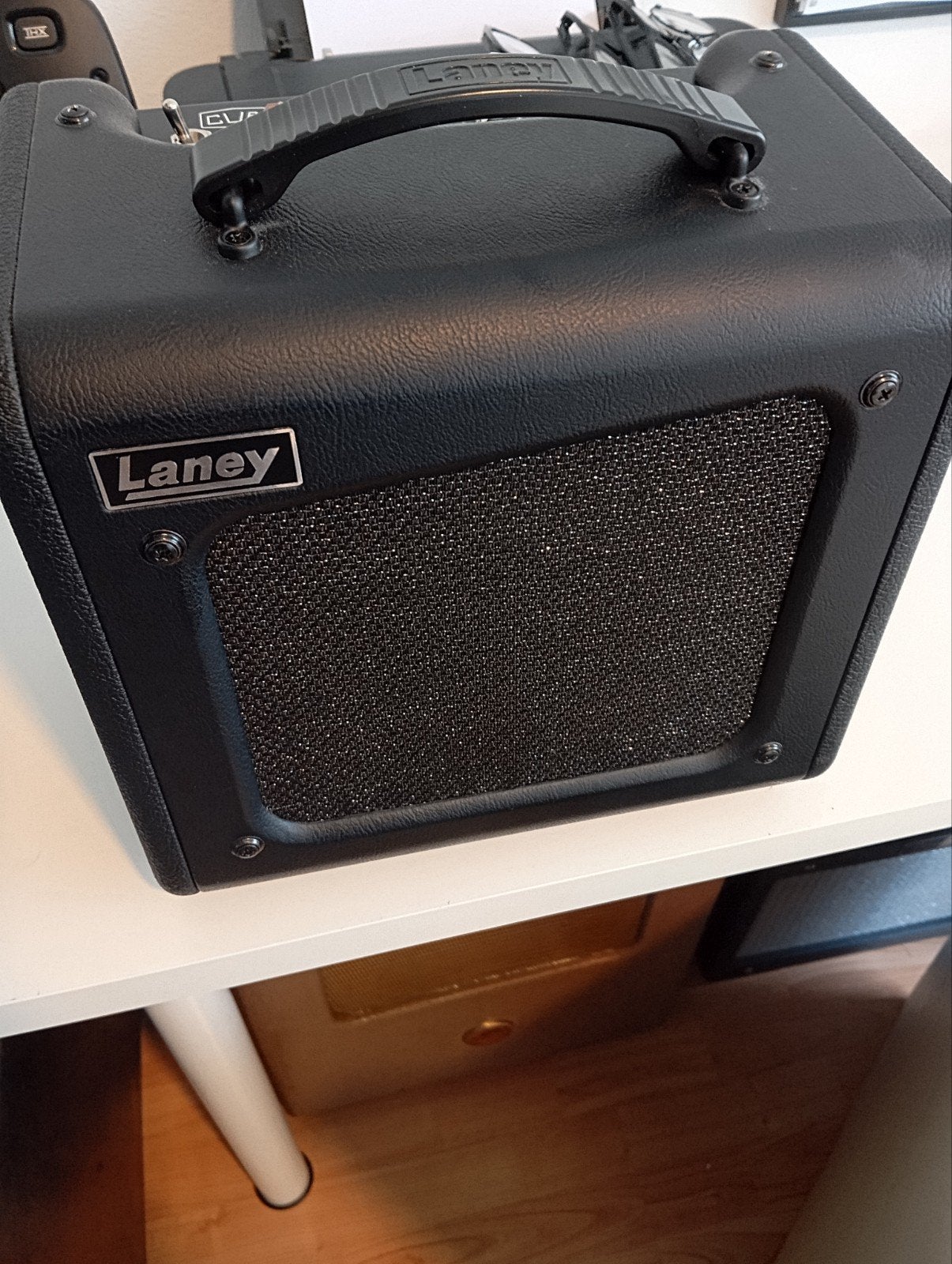 Laney Cub 8, 5 watt buizen combo, Muziek en Instrumenten, Versterkers | Bas en Gitaar, Ophalen of Verzenden, Zo goed als nieuw